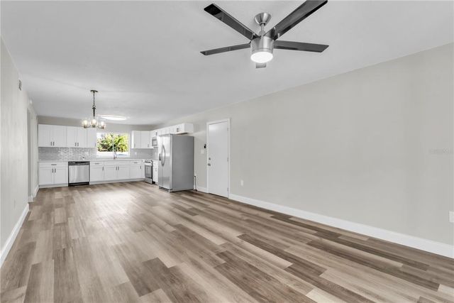 8640 TAHOE COURT 16, Tampa, FL 33614