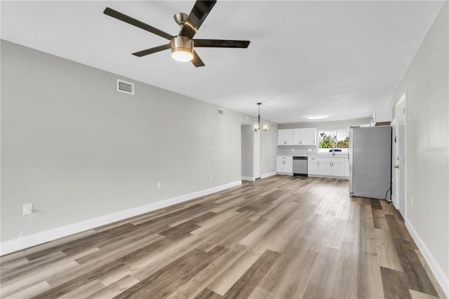 8640 TAHOE COURT 16, Tampa, FL 33614