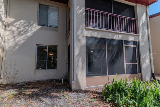 8640 TAHOE COURT 16, Tampa, FL 33614