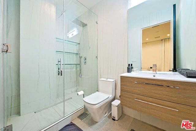 128 N Laurel Avenue, Los Angeles, CA 90048