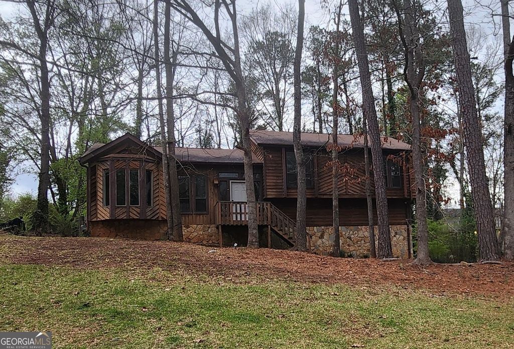 6694 Live Oak Lane, Douglasville, GA 30135