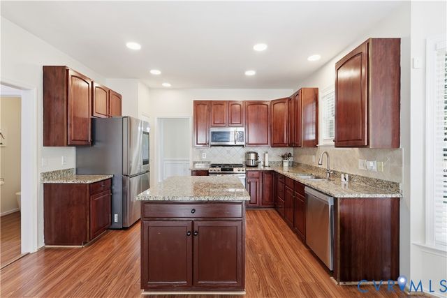 9118 Stonecreek Club Pl, Chesterfield, VA 23832