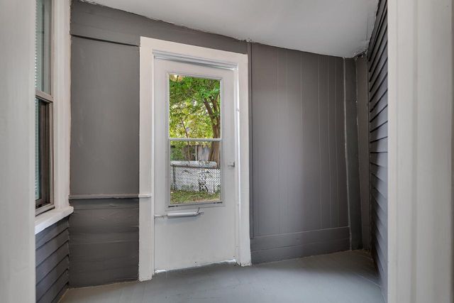 1216 Livingston STREET, La Crosse, WI 54603