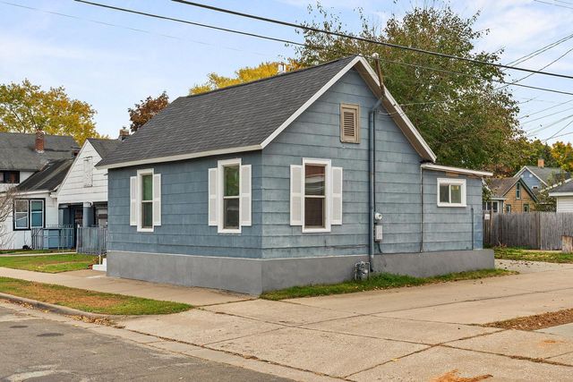 1216 Livingston STREET, La Crosse, WI 54603