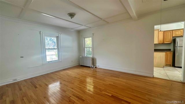 55 Davis Street 2, Locust Valley, NY 11560