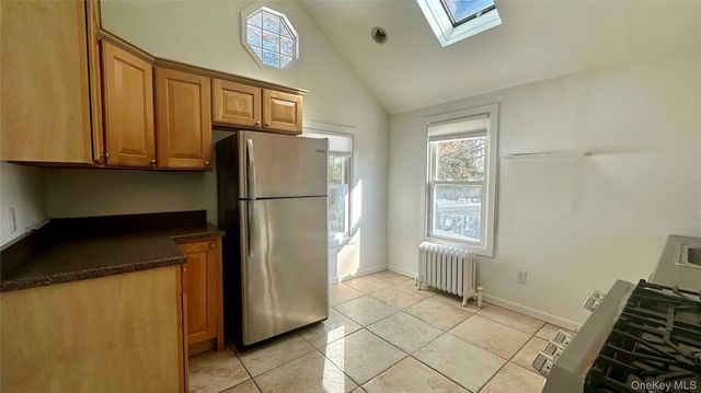 55 Davis Street 2, Locust Valley, NY 11560