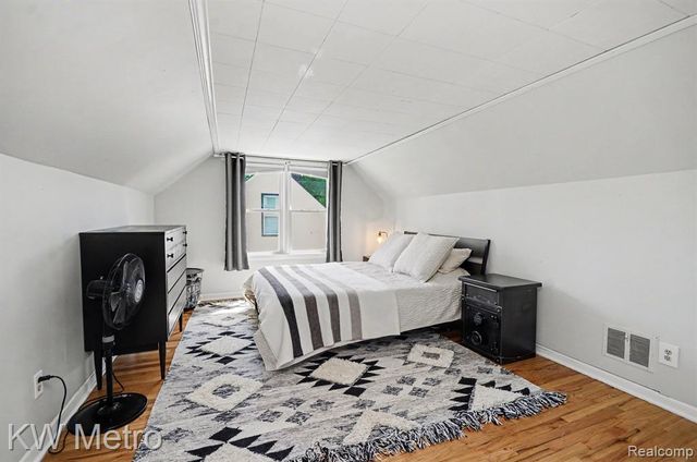 2422 Shevlin Street, Ferndale, MI 48220