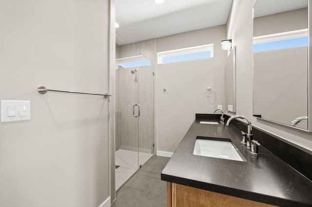 4801 Sara DR B, Austin, TX 78721