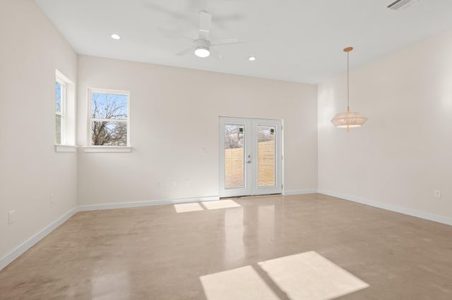 4801 Sara DR B, Austin, TX 78721