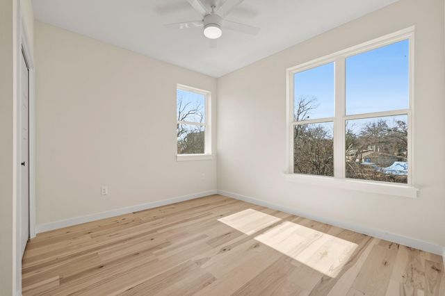 4801 Sara DR B, Austin, TX 78721