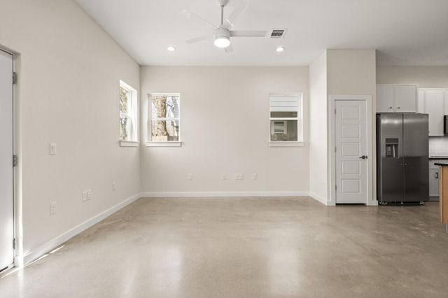 4801 Sara DR B, Austin, TX 78721