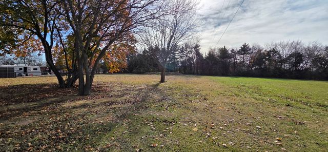 128 Estate West Road, Sherman, TX 75092