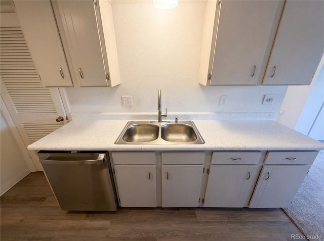 14594 E 13th Avenue, Aurora, CO 80011