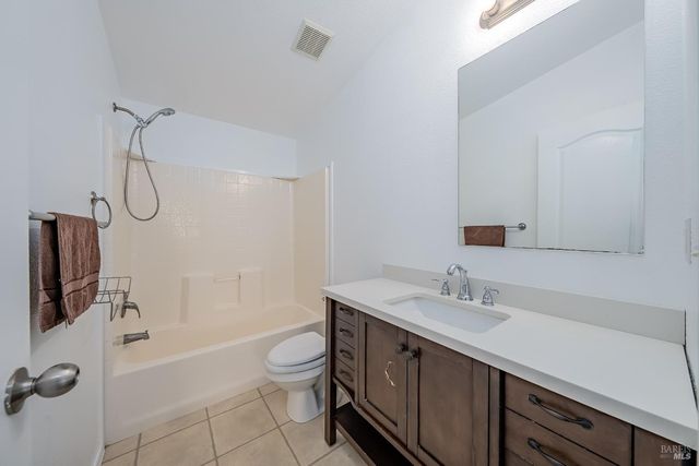 2940 Blackfeet Trl, Clearlake Oaks, CA 95423