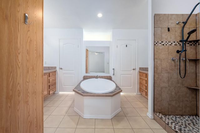 2940 Blackfeet Trl, Clearlake Oaks, CA 95423