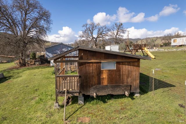 2940 Blackfeet Trl, Clearlake Oaks, CA 95423