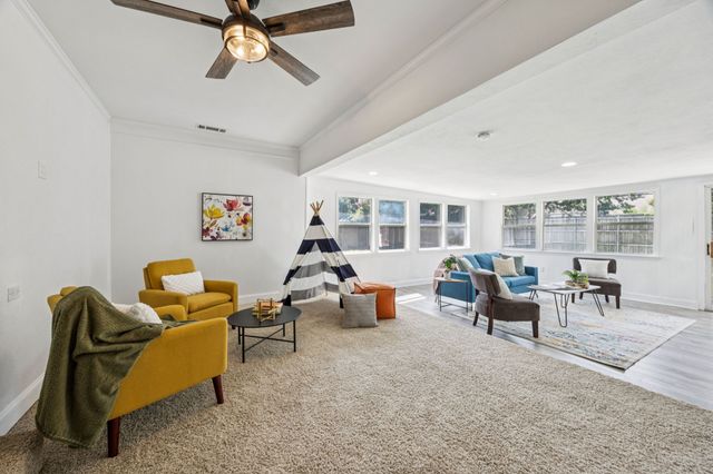 301 Ridgebriar Drive, Richardson, TX 75080