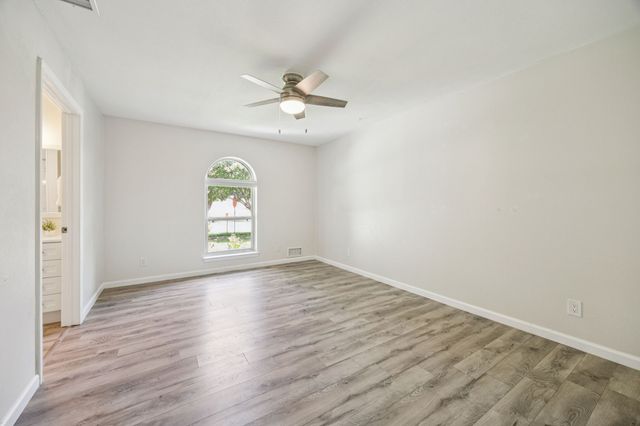 301 Ridgebriar Drive, Richardson, TX 75080