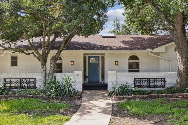 301 Ridgebriar Drive, Richardson, TX 75080