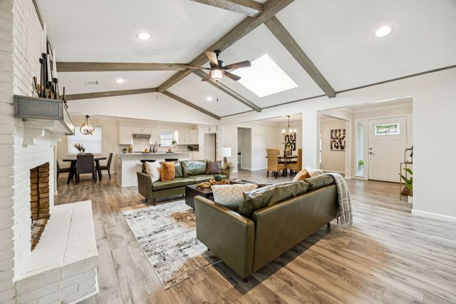 301 Ridgebriar Drive, Richardson, TX 75080