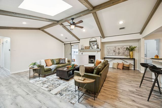 301 Ridgebriar Drive, Richardson, TX 75080