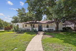 301 Ridgebriar Drive, Richardson, TX 75080