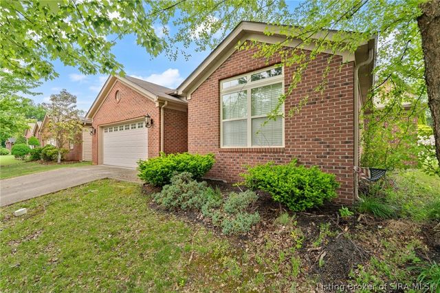 2603 Pinehurst Court, New Albany, IN 47150