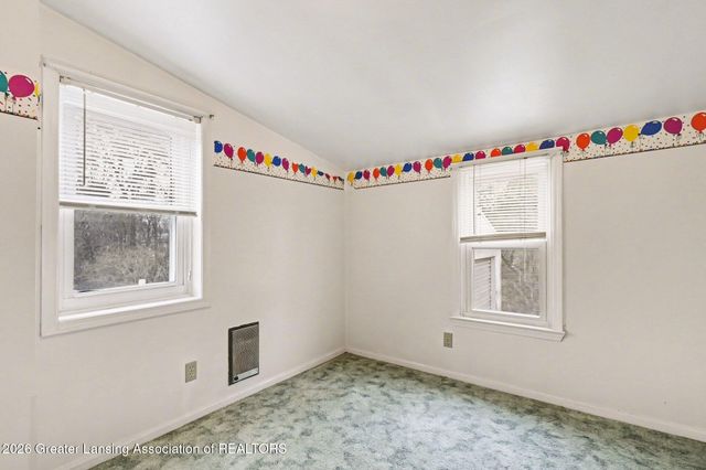 3527 Ruth Avenue, Lansing, MI 48910