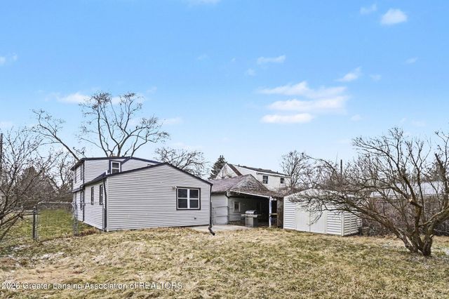 3527 Ruth Avenue, Lansing, MI 48910