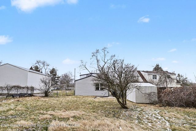 3527 Ruth Avenue, Lansing, MI 48910