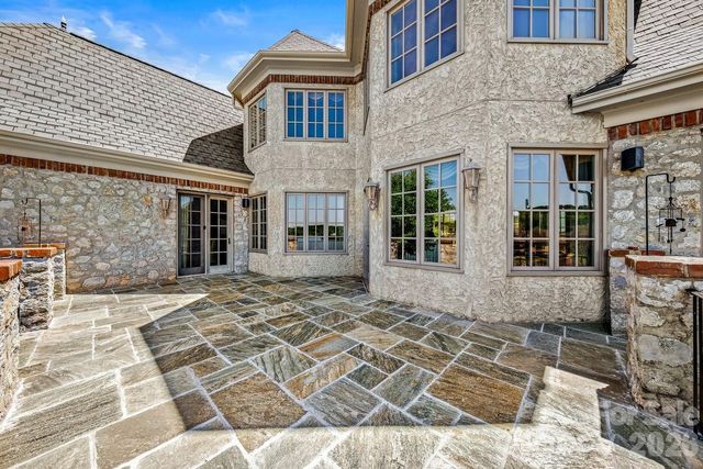331 Ivy Arbor Cir, Rock Hill, SC 29732