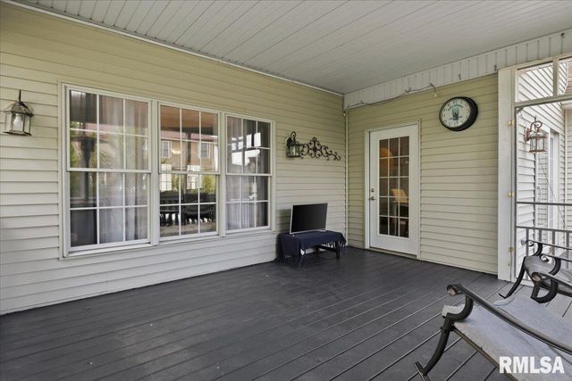 917 River Birch Court, Chatham, IL 62629