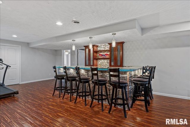 917 River Birch Court, Chatham, IL 62629
