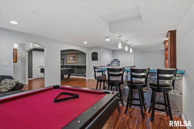 917 River Birch Court, Chatham, IL 62629