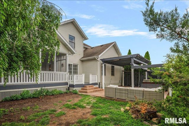 917 River Birch Court, Chatham, IL 62629
