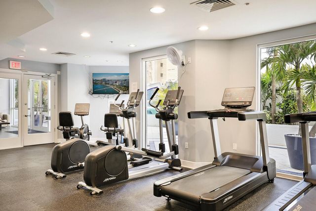 255 Evernia Street 1115, West Palm Beach, FL 33401