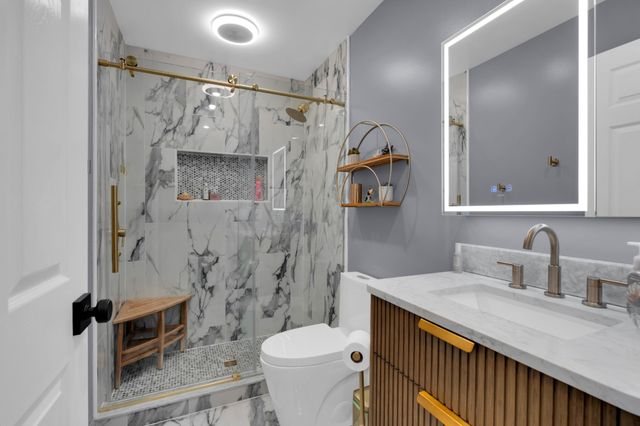 2640 Owens Dr, Santa Fe, TN 38482