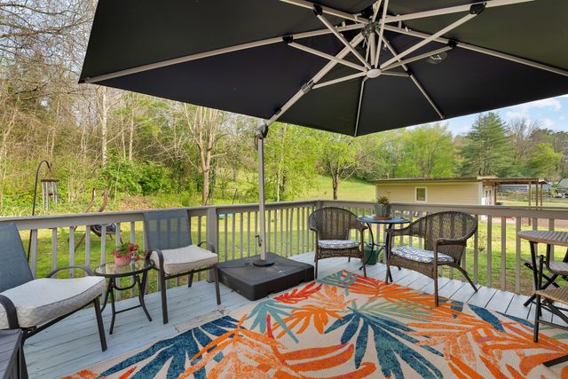 2640 Owens Dr, Santa Fe, TN 38482