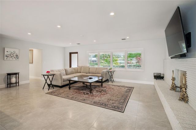 2657 NE 26th St, Fort Lauderdale, FL 33305