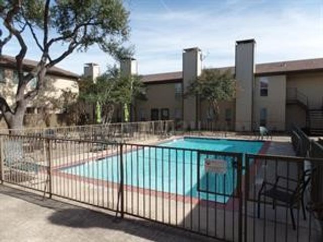 10650 Steppington Drive 228, Dallas, TX 75230