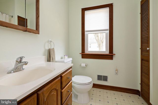 254 MT VERNON AVE, Clementon, NJ 08021