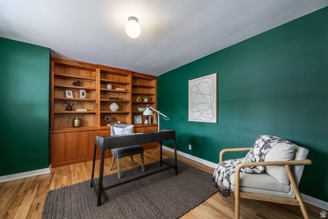 929 S SHIRECLIFF RD, Salt Lake City, UT 84108