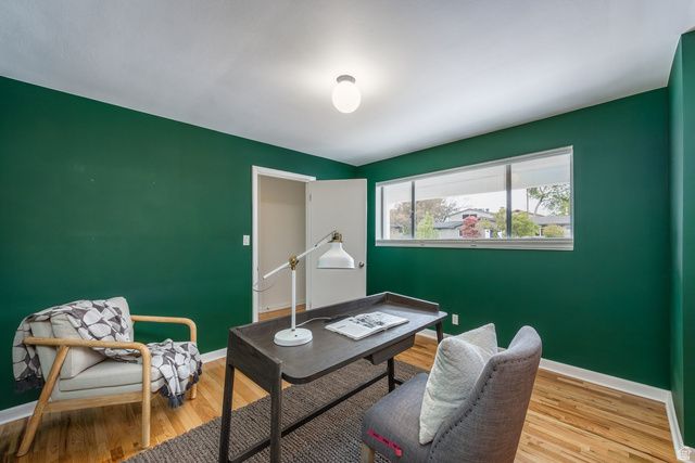 929 S SHIRECLIFF RD, Salt Lake City, UT 84108