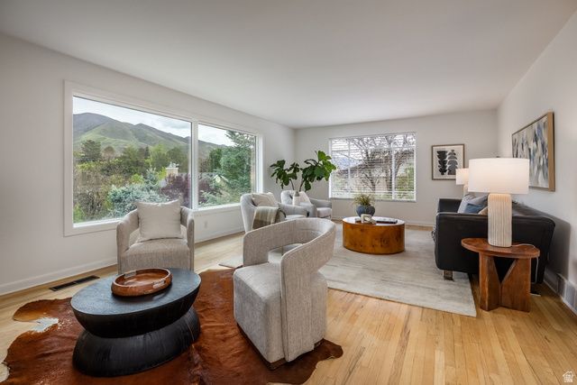 929 S SHIRECLIFF RD, Salt Lake City, UT 84108
