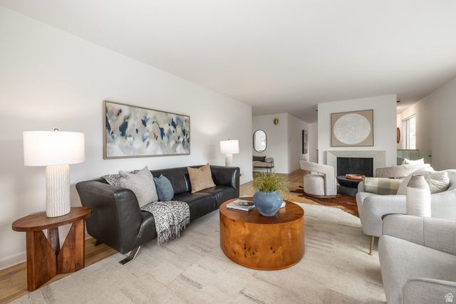 929 S SHIRECLIFF RD, Salt Lake City, UT 84108