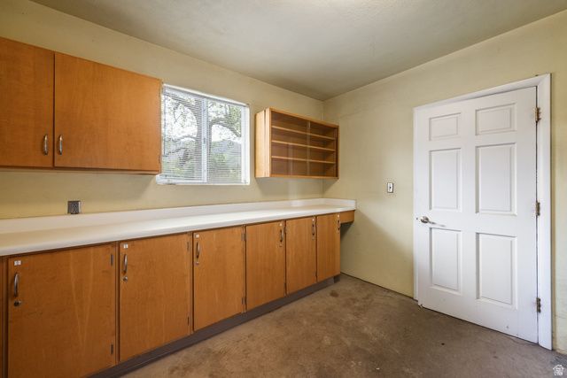 929 S SHIRECLIFF RD, Salt Lake City, UT 84108