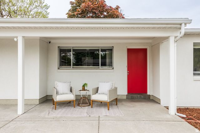 929 S SHIRECLIFF RD, Salt Lake City, UT 84108
