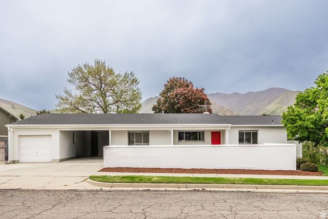 929 S SHIRECLIFF RD, Salt Lake City, UT 84108