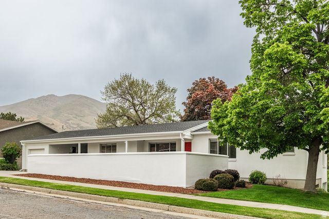 929 S SHIRECLIFF RD, Salt Lake City, UT 84108