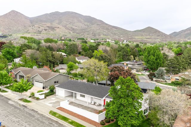 929 S SHIRECLIFF RD, Salt Lake City, UT 84108